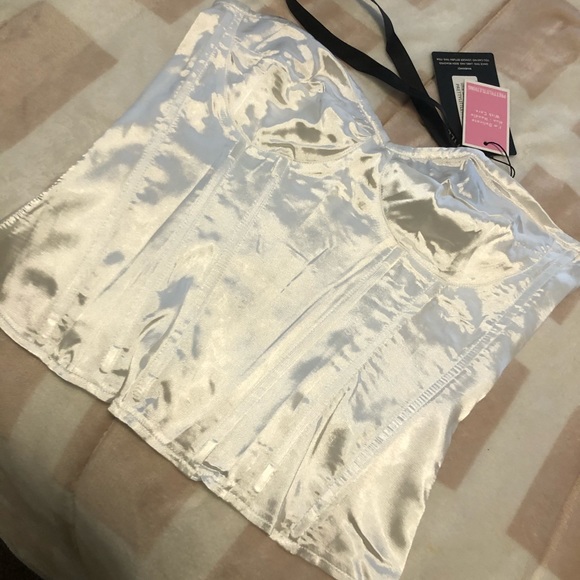 White Corset Crop Top - US 6 (UK 10) - Picture 2 of 2